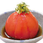 寿司店的冰镇番茄
