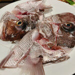 龍のかくれんぼ - 鯛のアラ