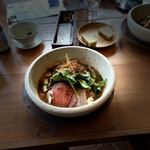 埜ノ山キッチン はるらんな - 古川ポークのオリジナルトッピング
            　トッピング　まるごとトマト
            　季節のスープ
            　よもぎフォカッチャ付