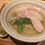 ラーメン 普通 - 貝出汁塩ラーメン