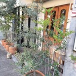 トラットリア ピッツェリア polipo - 