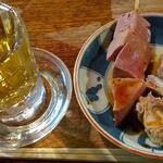 宇ち多゛ - 梅割り（甘め）と　ナンコツとレバボイル一本ずつお酢　です