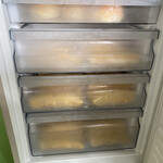 天然こうぼぱん とことこ - 冷凍庫に入ってるんで、取り出してね*\(^o^)/*