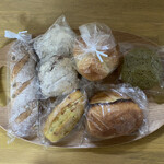 天然こうぼぱん とことこ - 食べ応え充分な、パン達なりねぇ〜(*ﾟ∀ﾟ*)