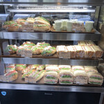 アドゥマン - 目が楽しいたくさんのパンたち