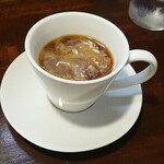 キッチン ブルー グローブ - ミルクを入れます