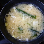寿司吉 - わかめのお味噌汁