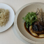 AZURE Steak&Cuisene - 