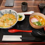 饂飩道場毛利や - 親子丼＋ミニうどん