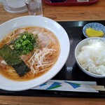 紫川ラーメン - ラーメンライス810円