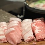 Yakuzen harihari nabegonju - 肉は各自、6種類からお選びいただけます。