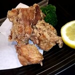 雷鳥 - 鶏肉の唐揚げ。