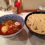 頑者 - 辛つけめん＋玉子。このぐらいの辛さがいいよね。