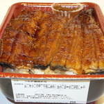 味の浜藤 - 松クラスの鰻はそこそこの肉厚でしたが・・・少し硬い表面でとても残念でした（泣）