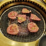 焼肉じゅうじゅうカルビ - 