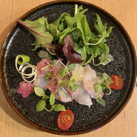 MAKIBI - 