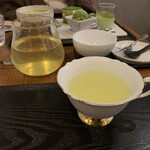 茶茶の間 - 