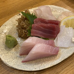 Nidaime Saheiji - 刺し盛りにシャリがあるのでセルフ寿司を作成だ