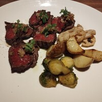 アンジェロ - お肉料理（黒毛和牛ランプの昆布締めグリル）