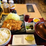 Niigata Katsu Ichi - ふわぁとろとんかつ定食 着膳   いただきます(^○^)