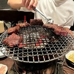 炭火焼肉ホルモン うらら - 