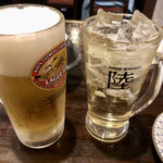 hachijoujimakyoudoryourigempachisendou - 最初はビール(という名の発泡酒？)、二杯目から濃いわ〜ハイボール