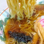 葛飾 伊勢屋 - 麺リフト