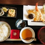 天ぷら食堂 - 天ぷら定食・山