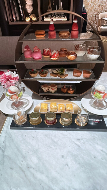 Salon de The Fauchon (サロン ド テ フォション) - 清水五条/カフェ