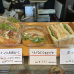 IENA - 店内