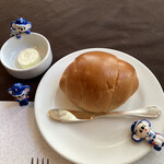 東洋軒 - パンはおかわり出来ますが、しないよ。ダイエット中やから。(´･_･`)