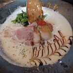 ただいま変身中 - 牡蠣×豆乳ラーメン
