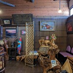 アロマ珈琲 - 店内