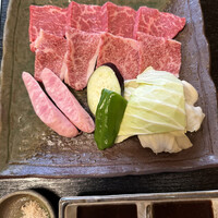 大和榛原牛 うし源 本店 - 