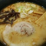 安達太良サービスエリア(上り線) フードコート - あだたら節系ラーメン 接写