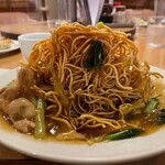 南海飯店 - かたい焼ソバの麺