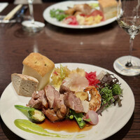 ケンゾーエステイトワイナリー 大阪 - プレートランチ　メインは鴨