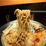 Zweiter Laden - 麺　リフト