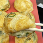 明石玉 十三味 - こだわり卵で九条ねきの明石玉リフト