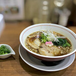 池田麺彩 - 醤油らーめん ネギ増し