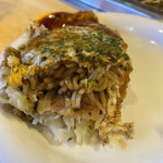 お好み焼 ひろしま 天よし - 断面凄いでしょ〜ボリューミー