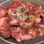 一頭買焼肉 玄 - 黒毛和牛カルビランチ（食べ放題付）\980