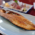 みどり鮨 - サバの焼魚400円