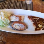 トントン - ミルフィーユチーズカツカレー　1600円