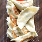 三ちゃん - 持ち帰り用餃子2人前（焼き）