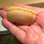 鮨菜 和喜智 - 帆立　卵巣入り