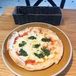 チャム アパートメント - ピザランチ（マルゲリータ）