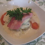 ビストロ やまもと - ロールキャベツのホワイトソース