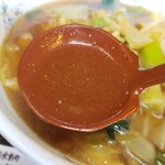 勝山 - 勝山ラーメンのスープ