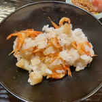 富小路 やま岸 - 桜海老筍ご飯